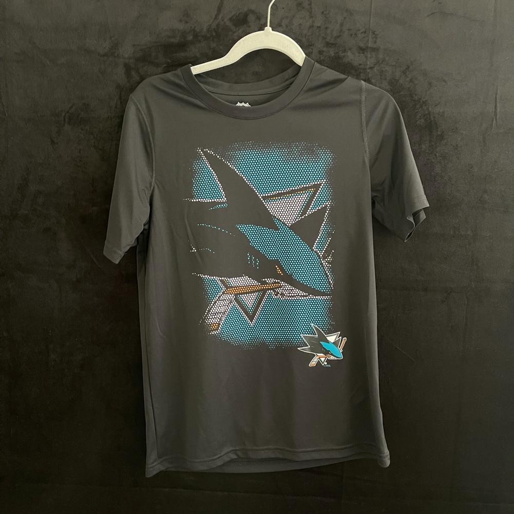 NHL San Jose Sharks dri-fit performance t-shirt L